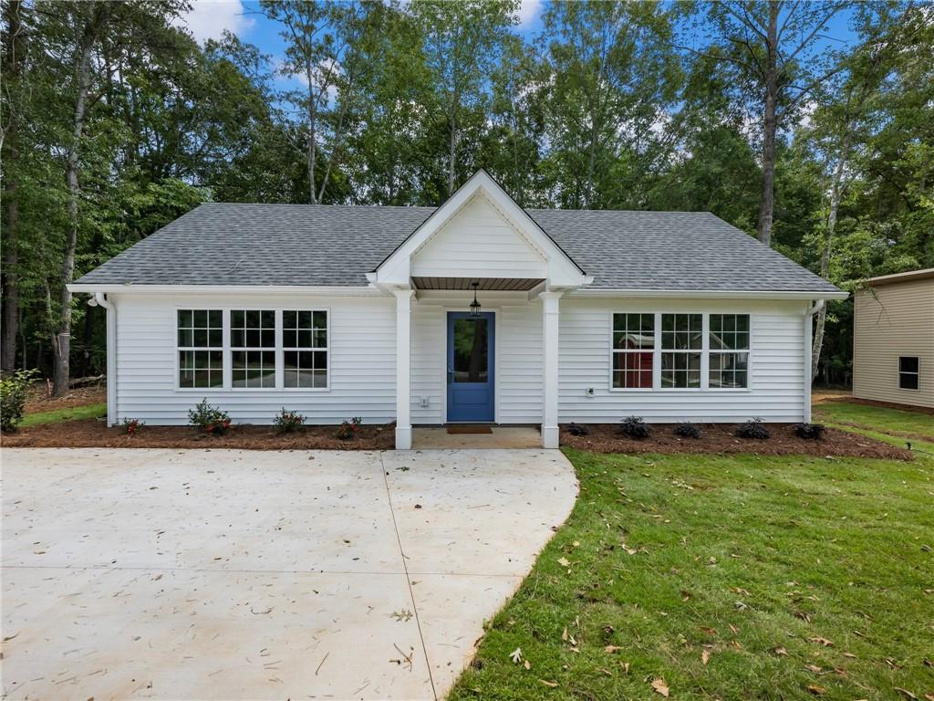 8079 Beachwood Drive Property Photo 1