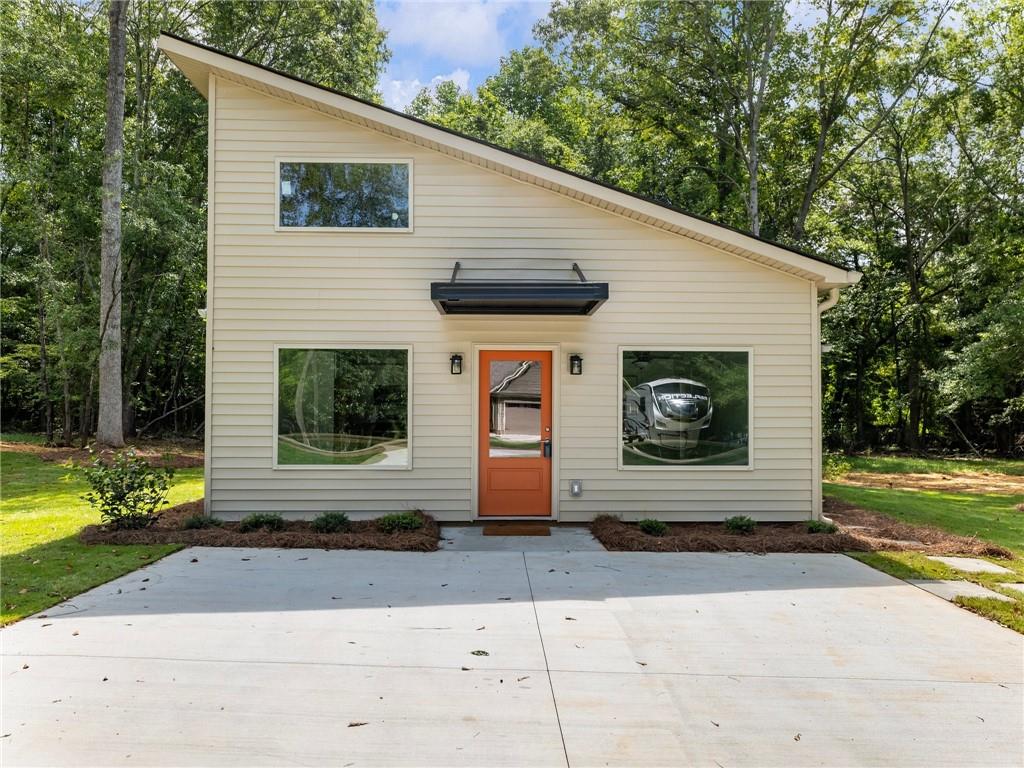 8083 Beachwood Drive Property Photo 1