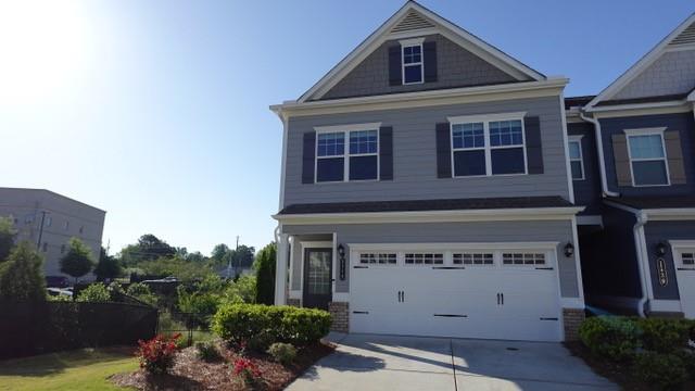 1110 Fuzz Street Property Photo 1