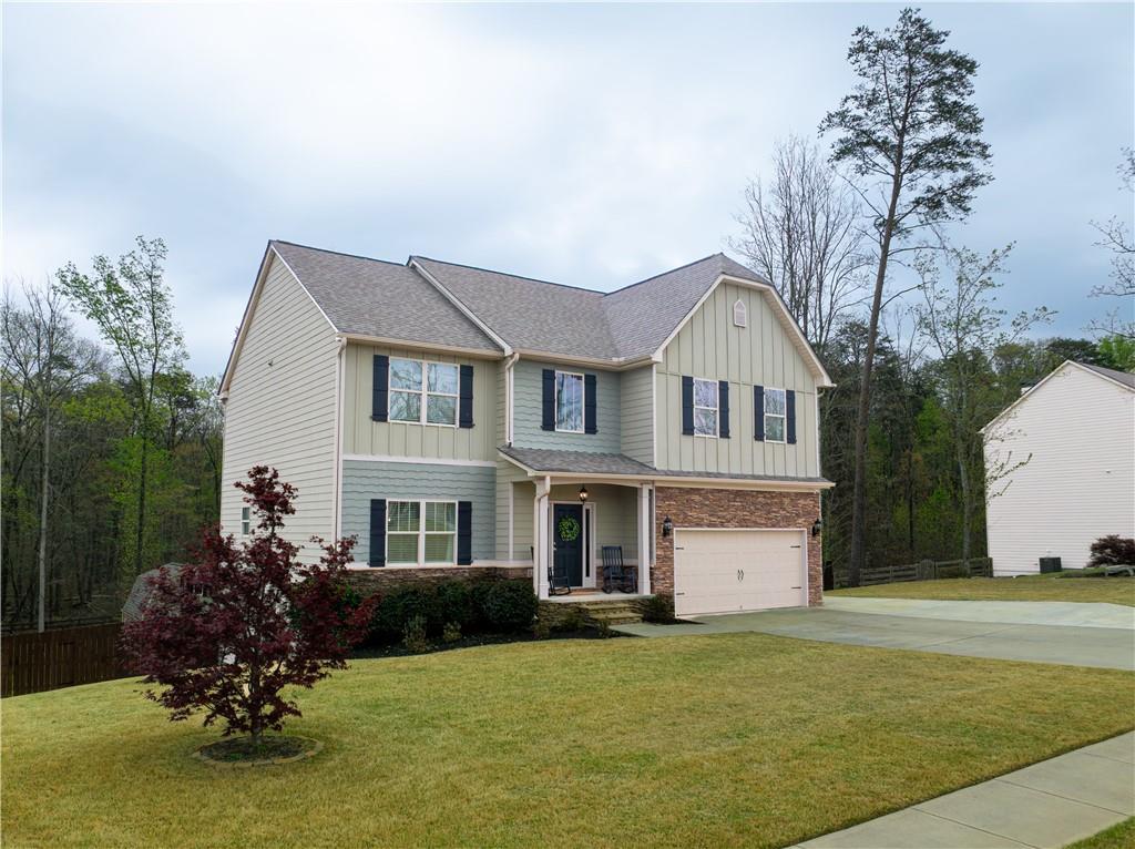 36 Thunder Hawk Lane NE