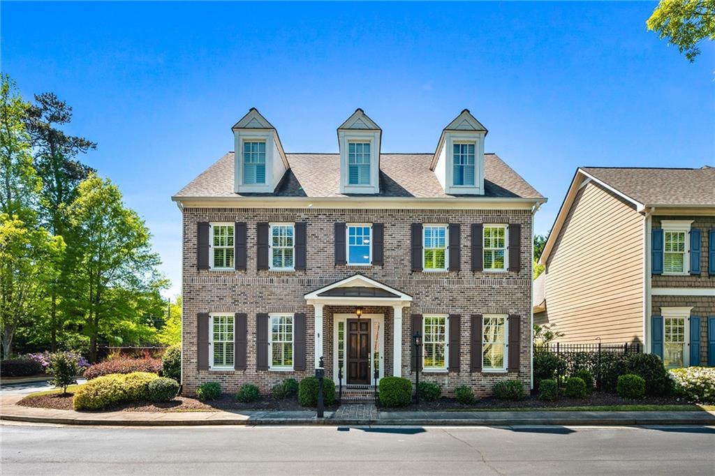 2901 Gateland Square