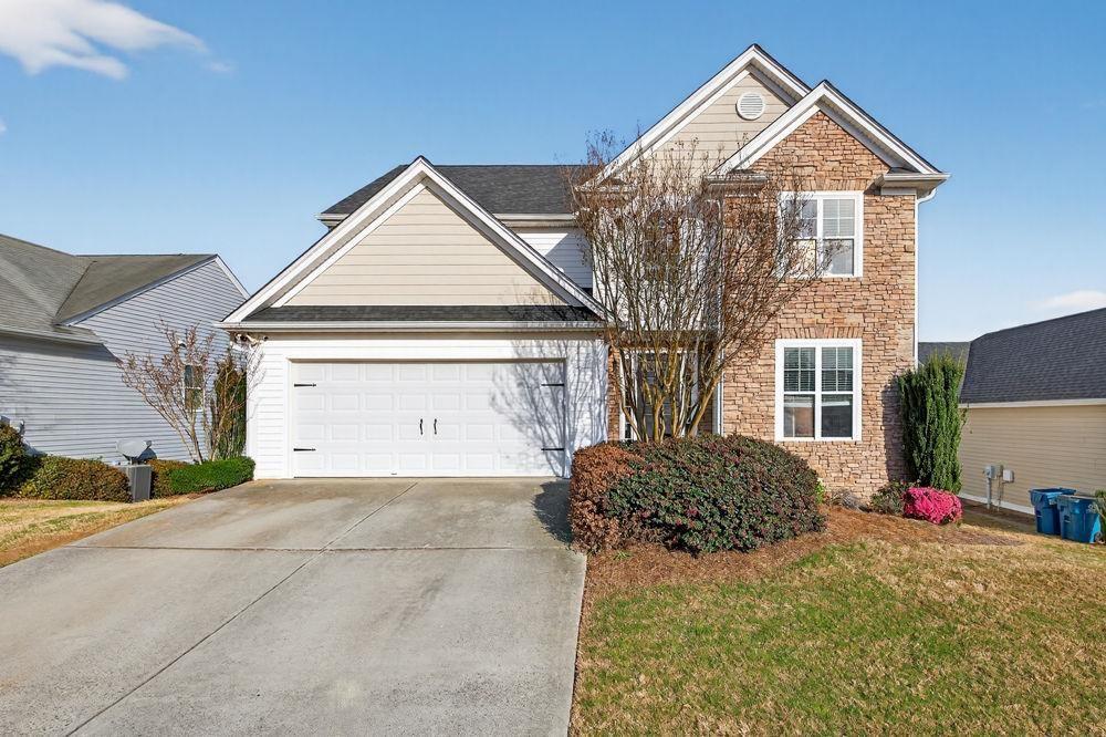 851 Franklin Mill Trace Property Photo 2