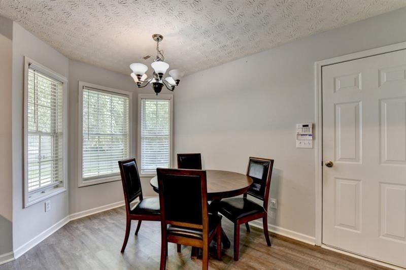 2290 Taylor Pointe Way Property Photo 28