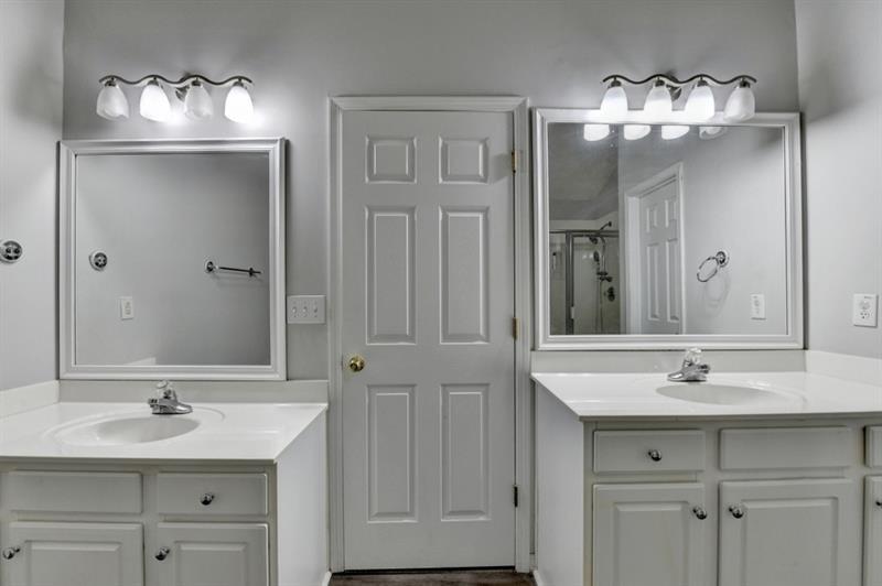 2290 Taylor Pointe Way Property Photo 40