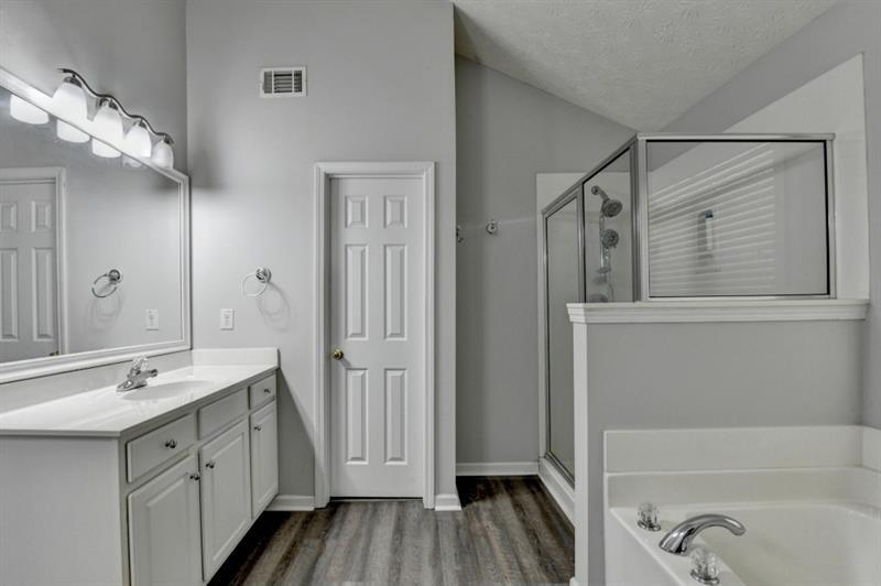 2290 Taylor Pointe Way Property Photo 41