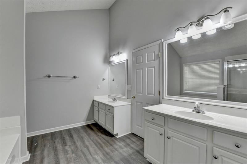 2290 Taylor Pointe Way Property Photo 42