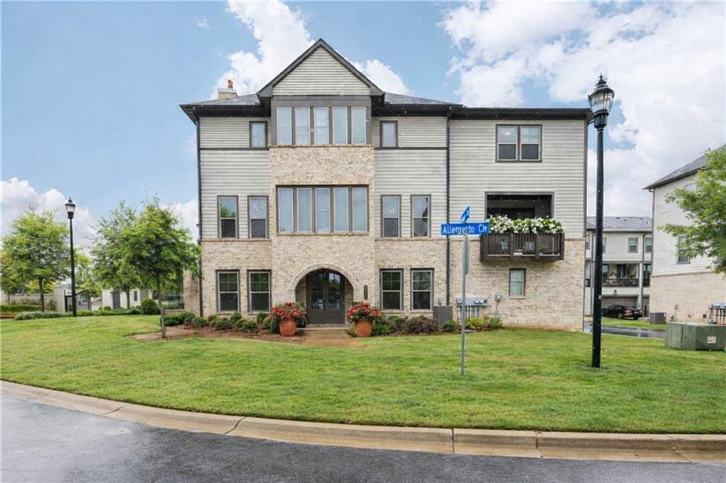 3900 Danube Lane