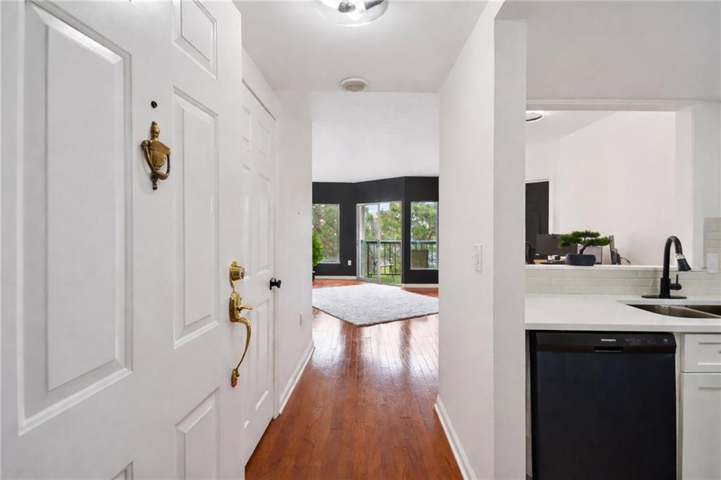 1 Biscayne Drive Nw Unit 705 Property Photo 1