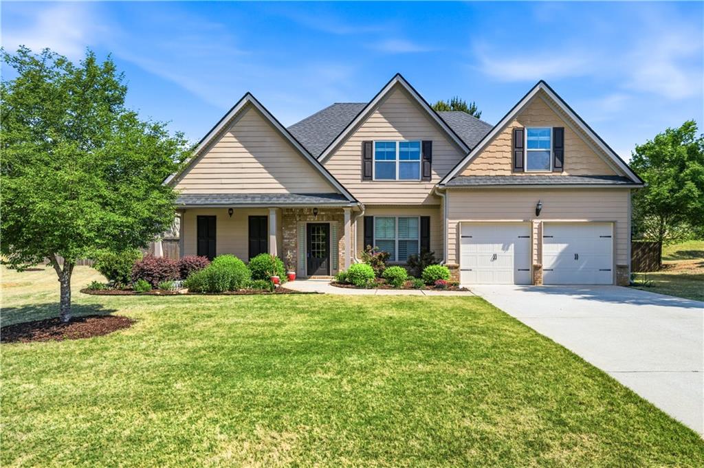 3890 Savannah Trace
