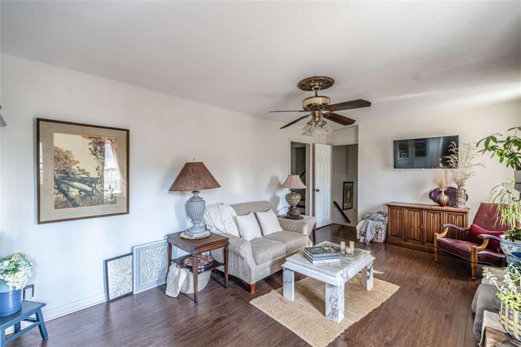 103 Rolling Oaks Drive Property Photo 14