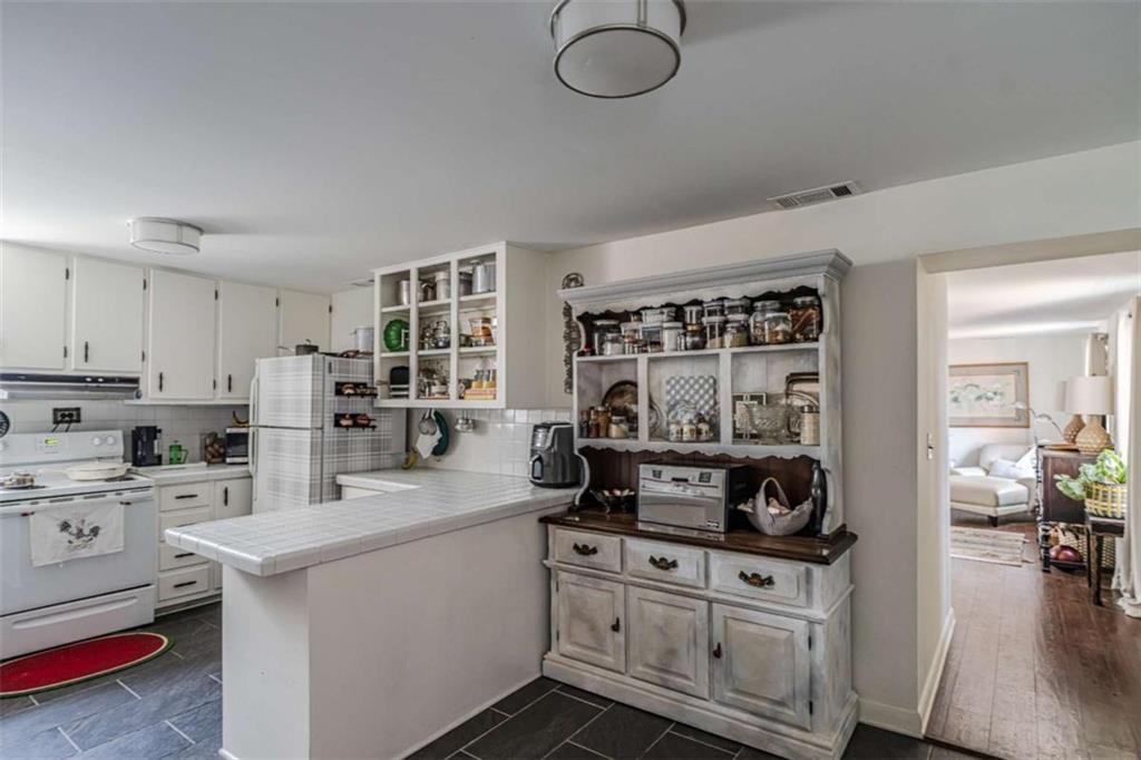 103 Rolling Oaks Drive Property Photo 30