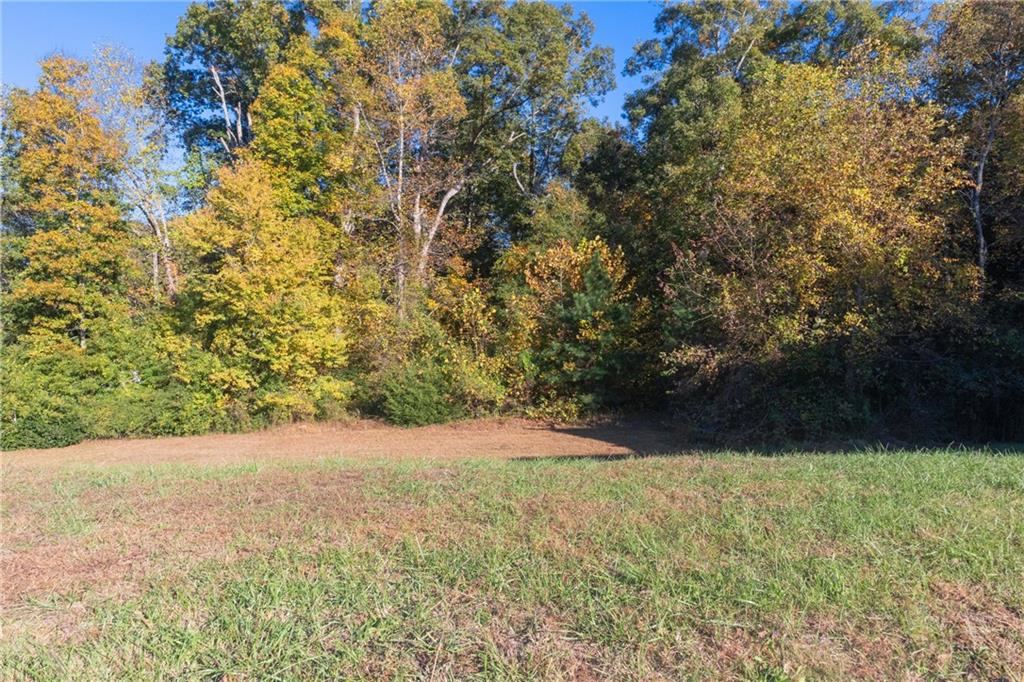 148 Village Drive Property Photo 4