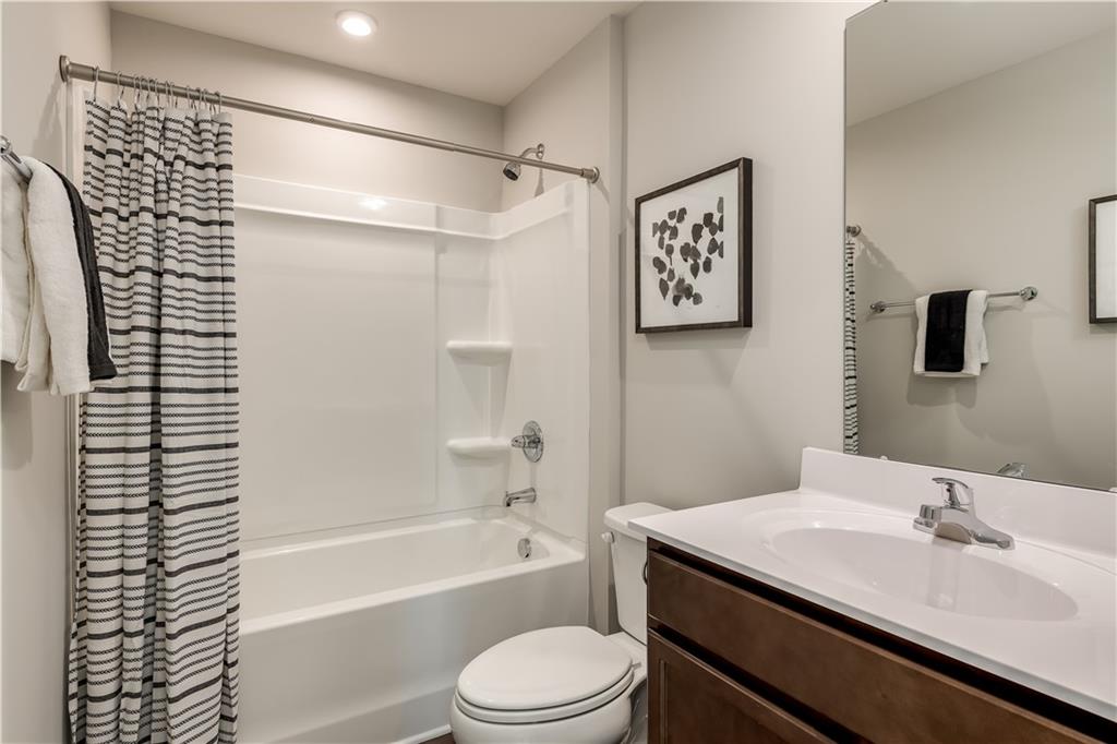 7748523 Property Photo 5