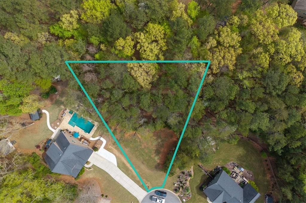 18 Pinoak Trail Se Property Photo 1