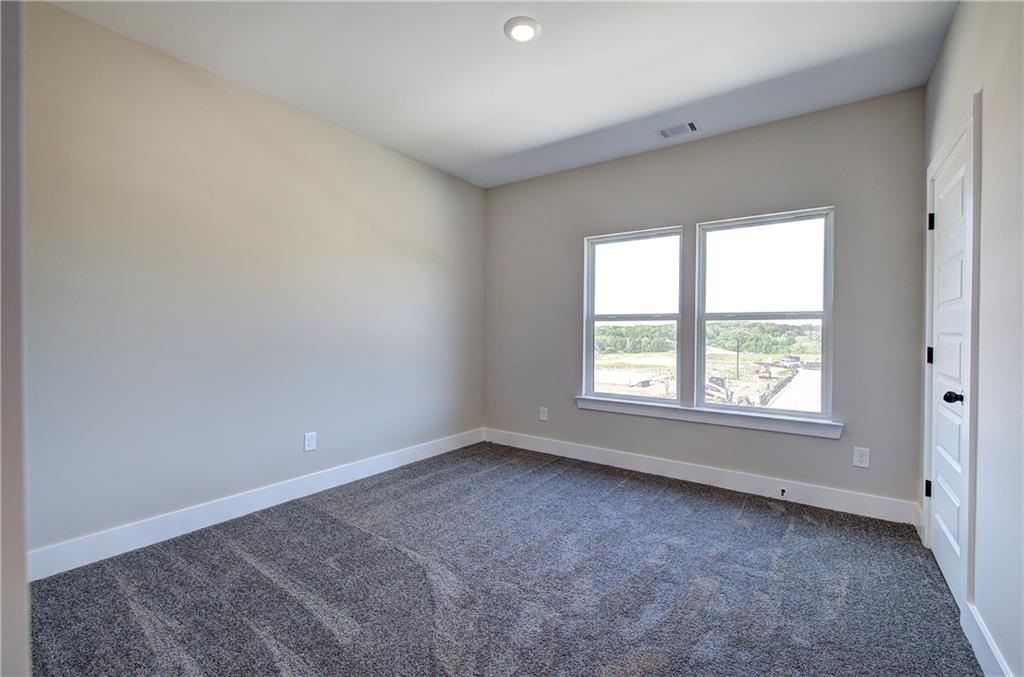258 Summit Height Drive Property Photo 28