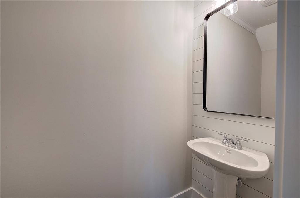 258 Summit Height Drive Property Photo 36