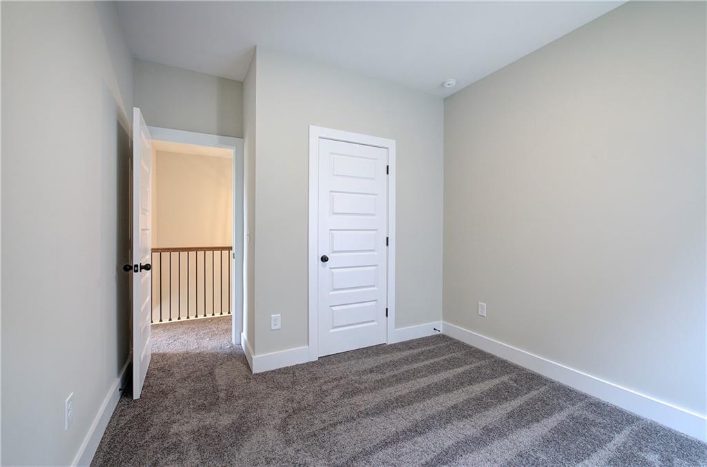 260 Summit Height Drive Property Photo 36