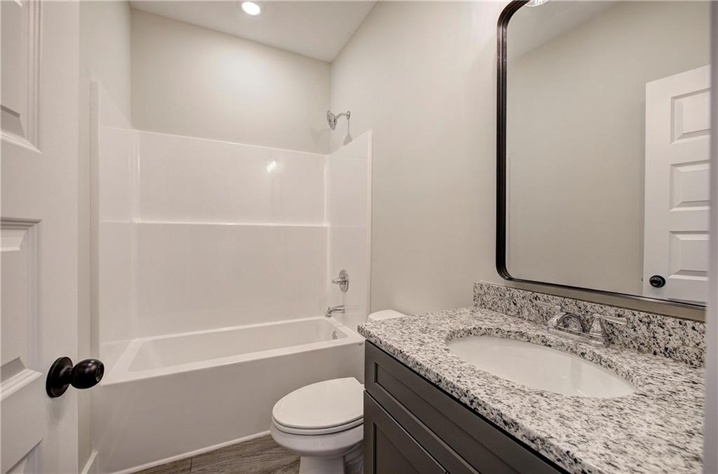 260 Summit Height Drive Property Photo 39