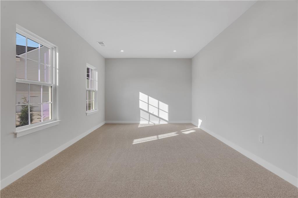 7748664 Property Photo 3