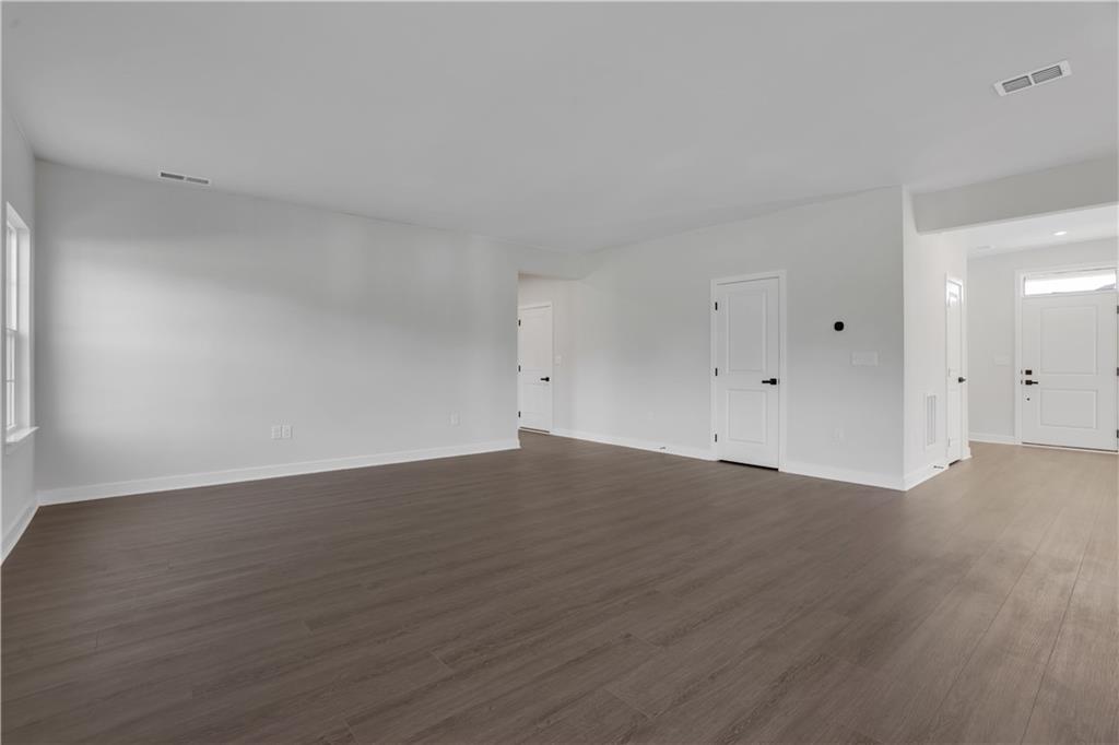 7748664 Property Photo 7
