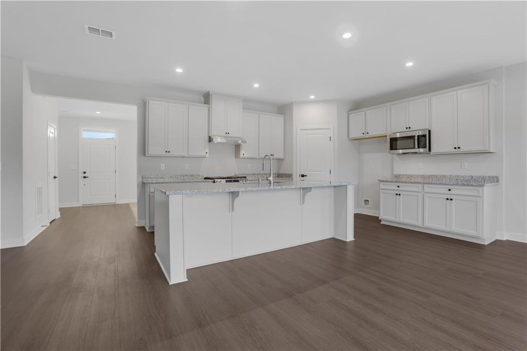 7748664 Property Photo 12