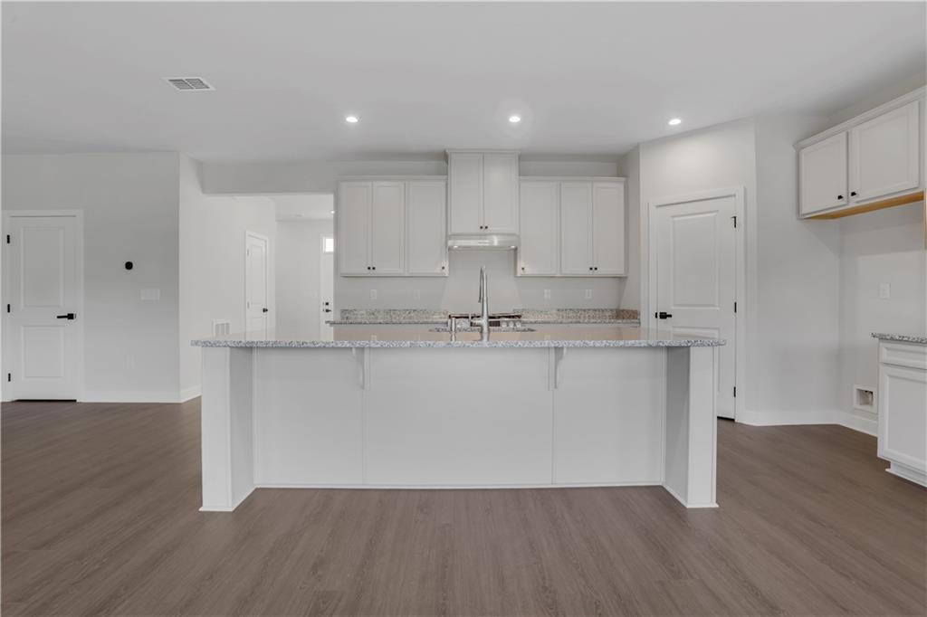7748664 Property Photo 13