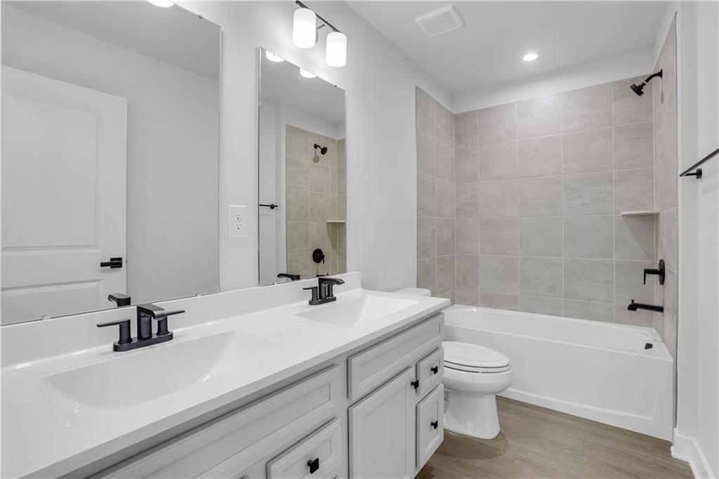7748664 Property Photo 36