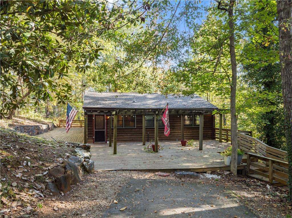 773 Shorewood Circle Property Photo 3