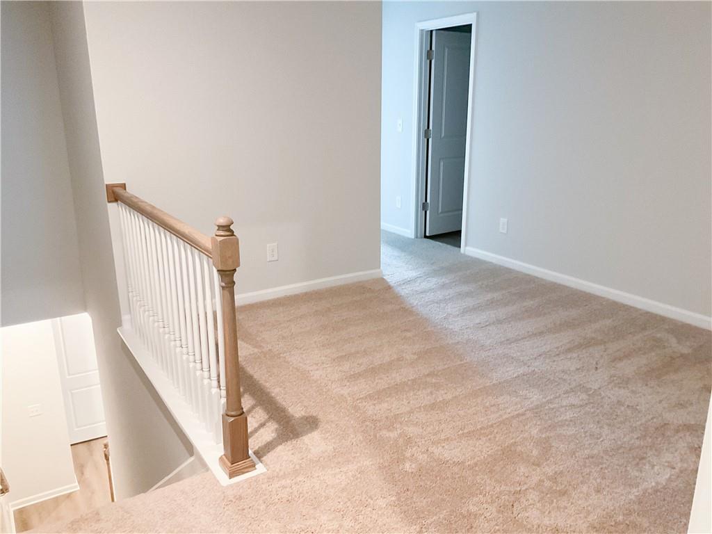 483 Crown Drive Property Photo 8