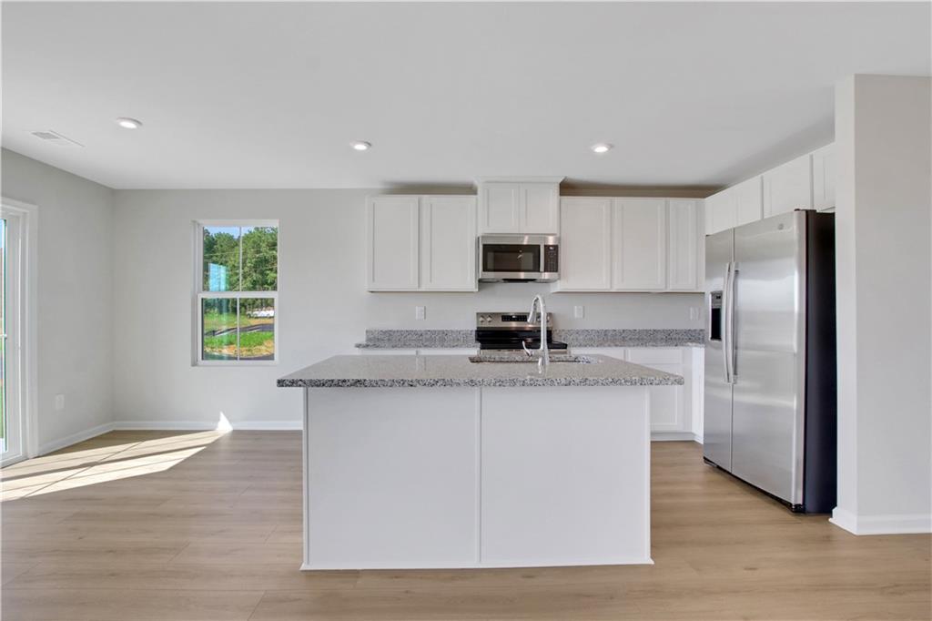 7749409 Property Photo 5