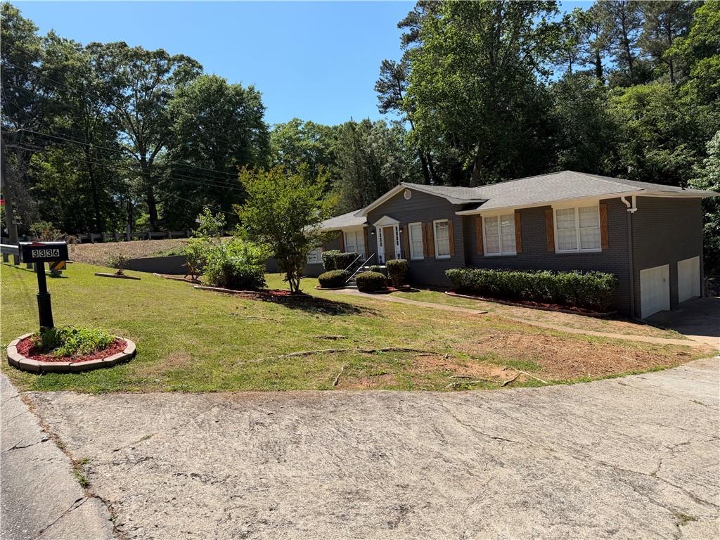 3336 Camelot Drive Property Photo 9