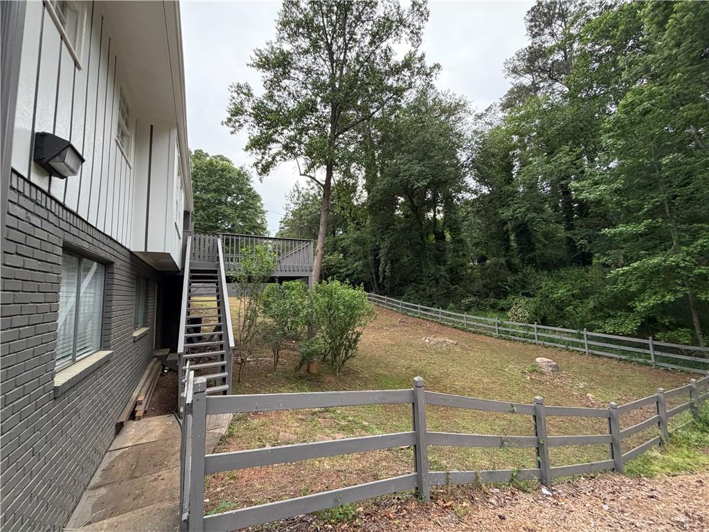 3336 Camelot Drive Property Photo 17