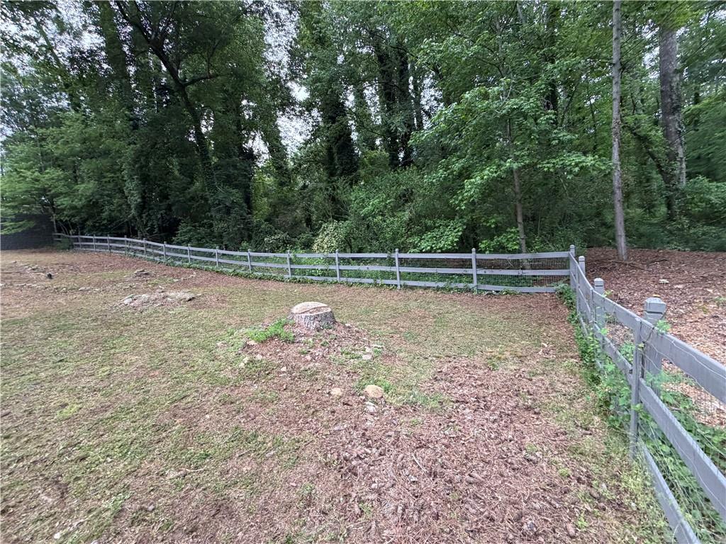 3336 Camelot Drive Property Photo 22