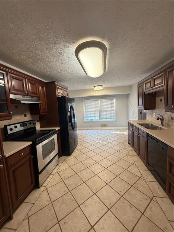 3336 Camelot Drive Property Photo 36