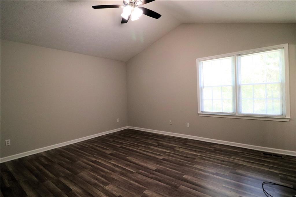192 Deerfield Drive Property Photo 11