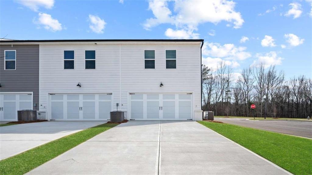 412 Reflection Drive Property Photo 3