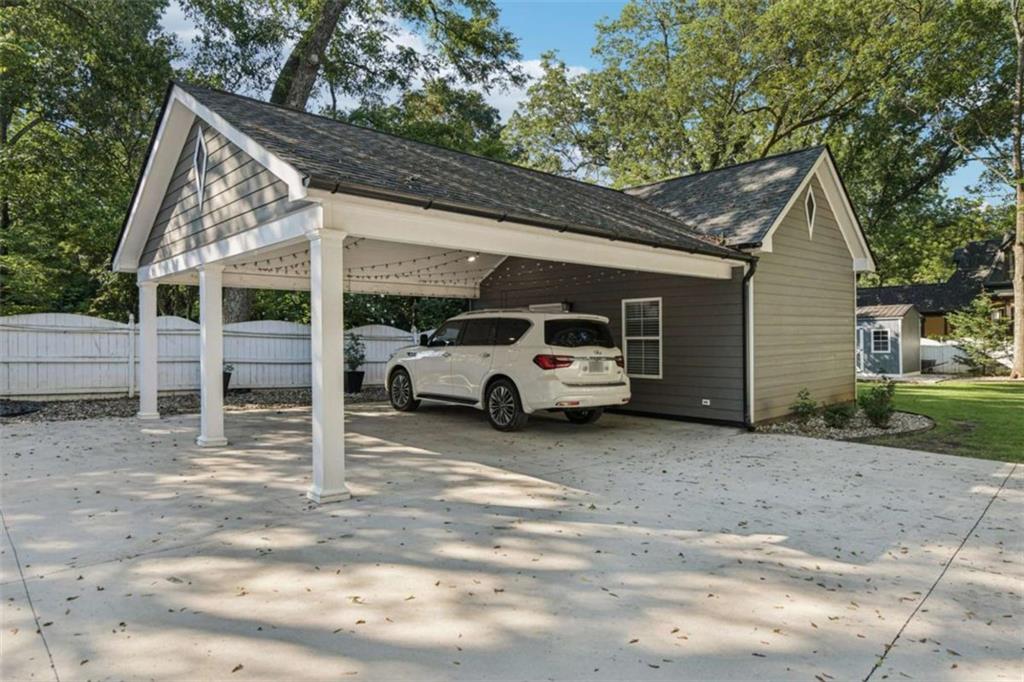 207 E Hightower Trail E Property Photo 25