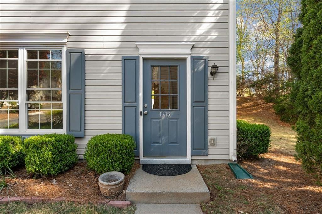 1215 Whitestone Ridge Property Photo 3