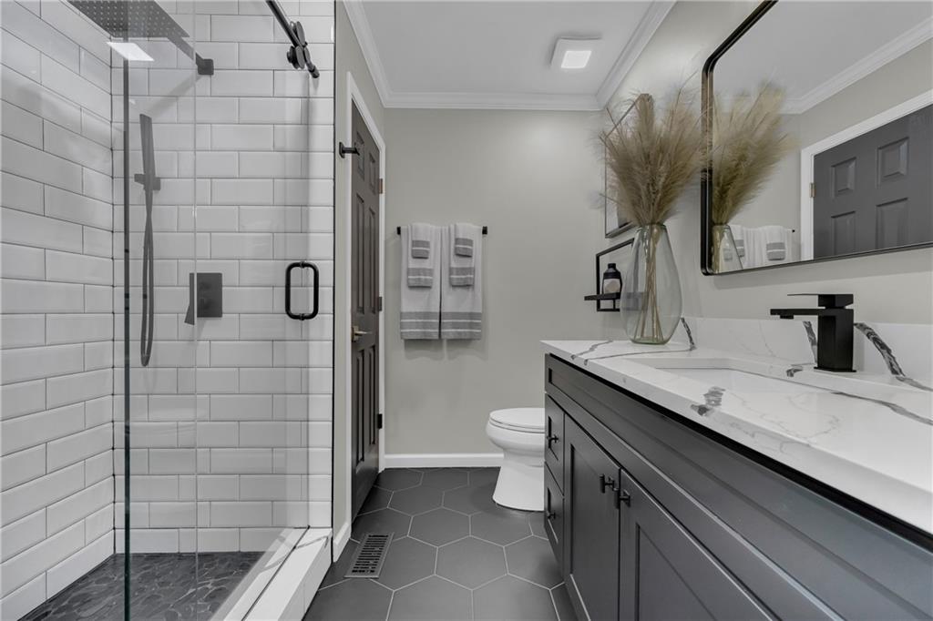 430 A Valley Road Property Photo 26