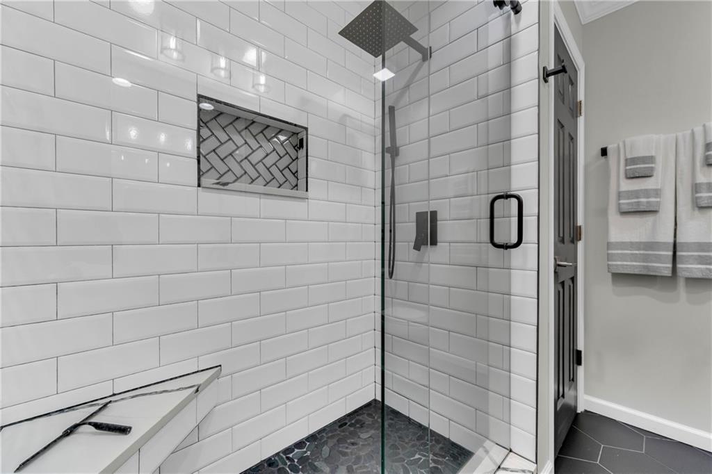 430 A Valley Road Property Photo 28