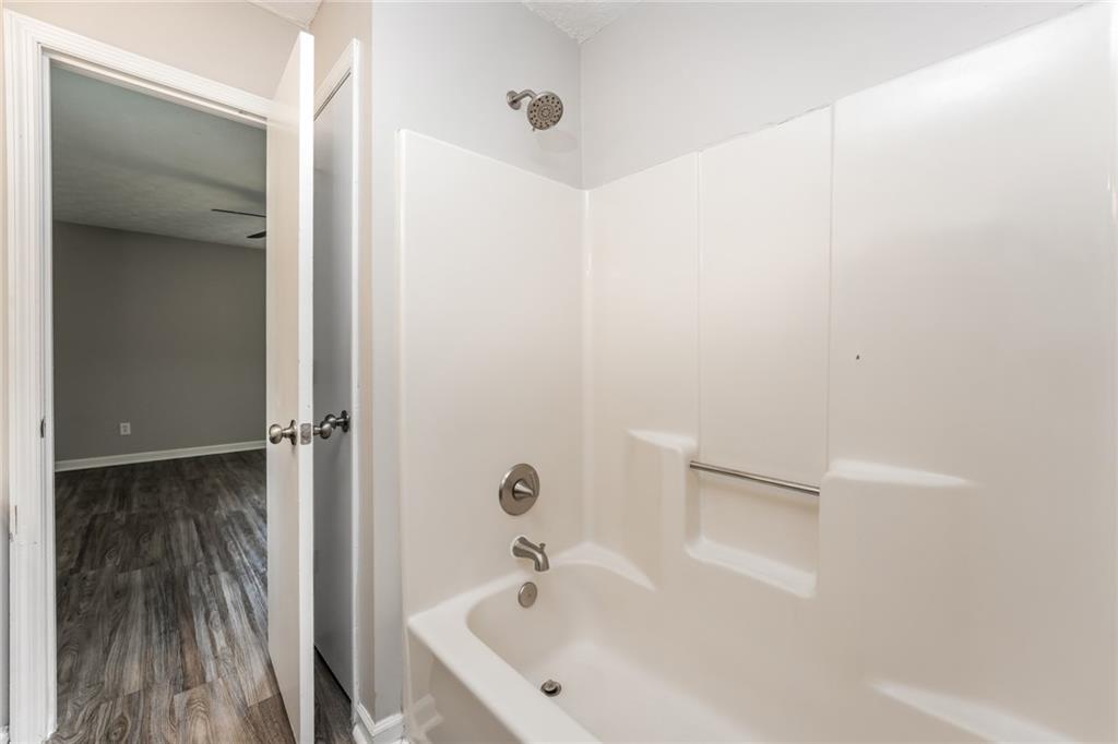 2560 Bluffton Road Property Photo 21