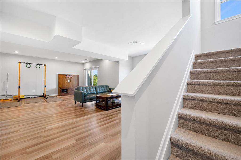 1033 Michigan Circle Property Photo 36