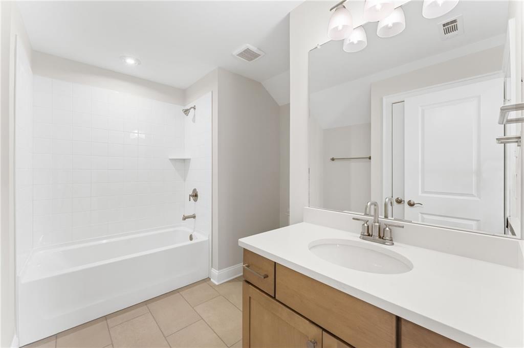 3322 Fishpond Circle Property Photo 17