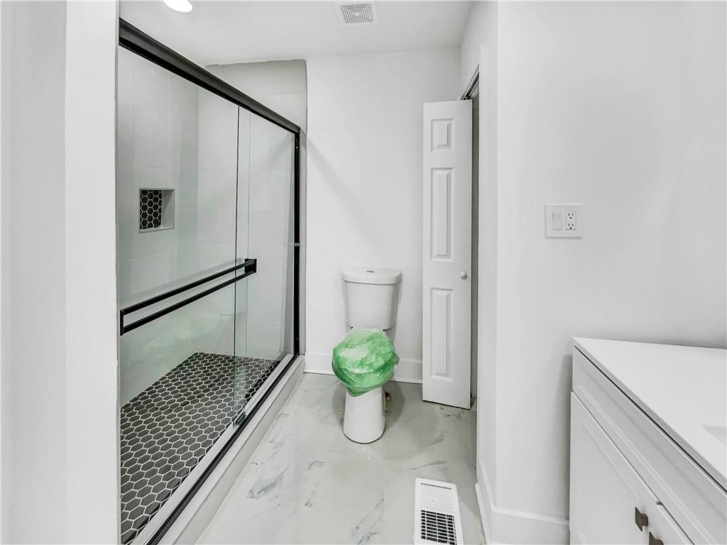 136 Victor Circle Nw Property Photo 10