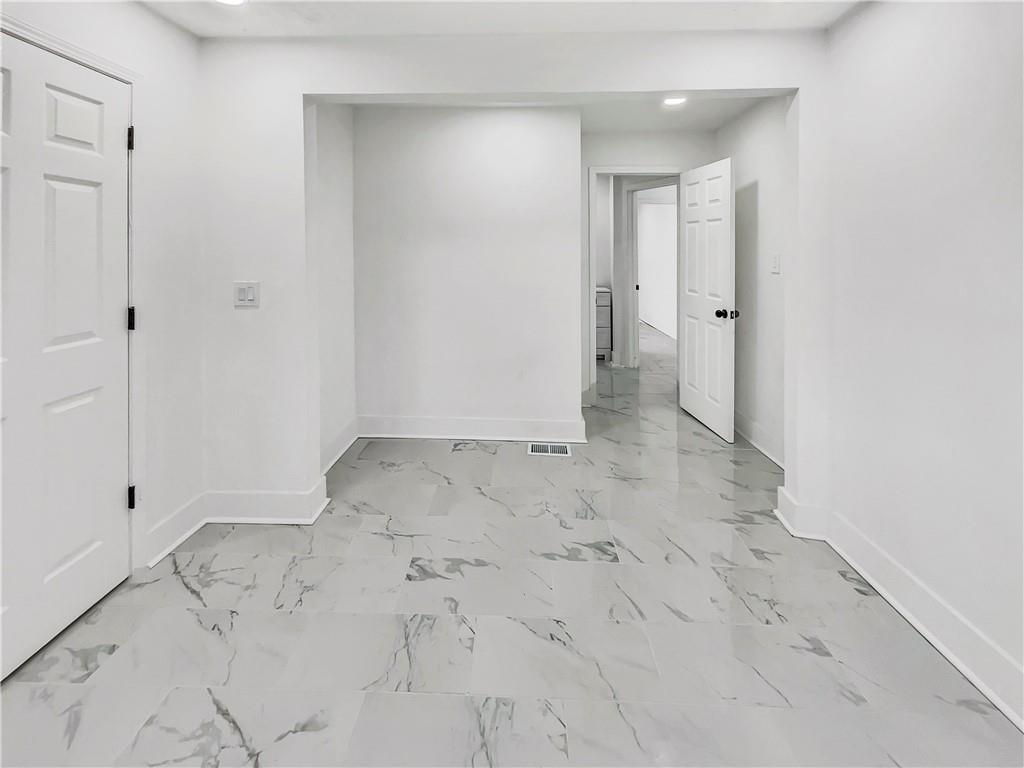 136 Victor Circle Nw Property Photo 12
