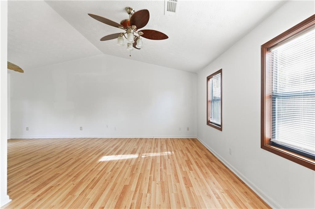 1169 Dustin Court Property Photo 8