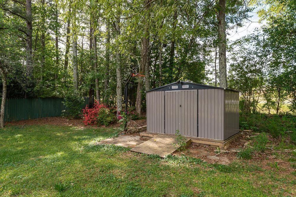 7790 Wethersfield Property Photo 4