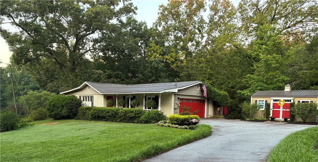 238 Currahee Circle Property Photo 1