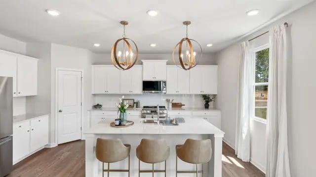 8043 Dickens Drive Property Photo 6