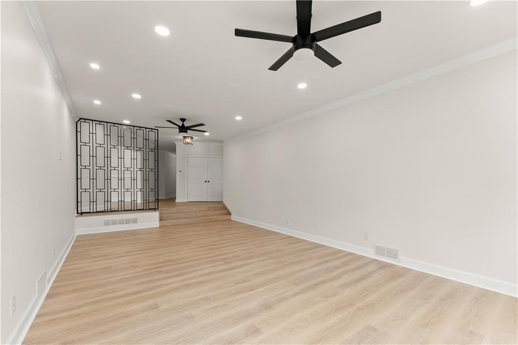 664 Chenocetah Drive Property Photo 13